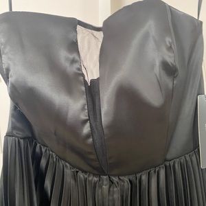 NWT Lulu’s a-line black cocktail midi dress